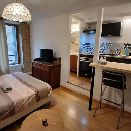 20m2 - Stationnement Gratuit - Wifi Appartement *