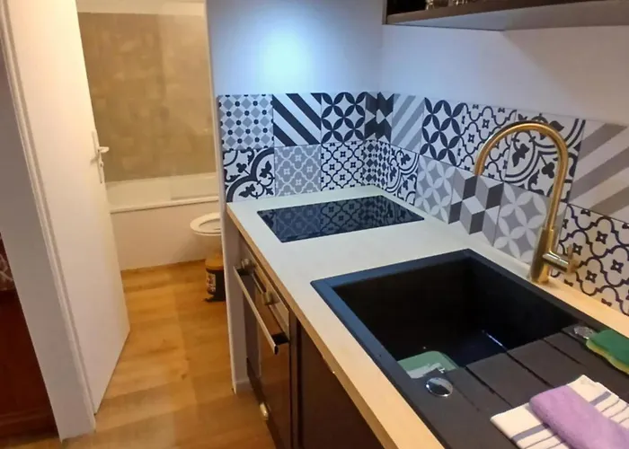 20m2 - Stationnement Gratuit - Wifi * Dijon